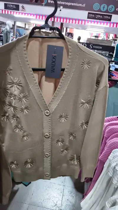 Cárdigan beige con diseño floral - miniatura 2