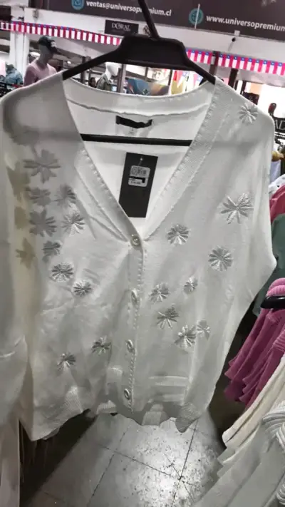 Cárdigan beige con diseño floral - miniatura 3