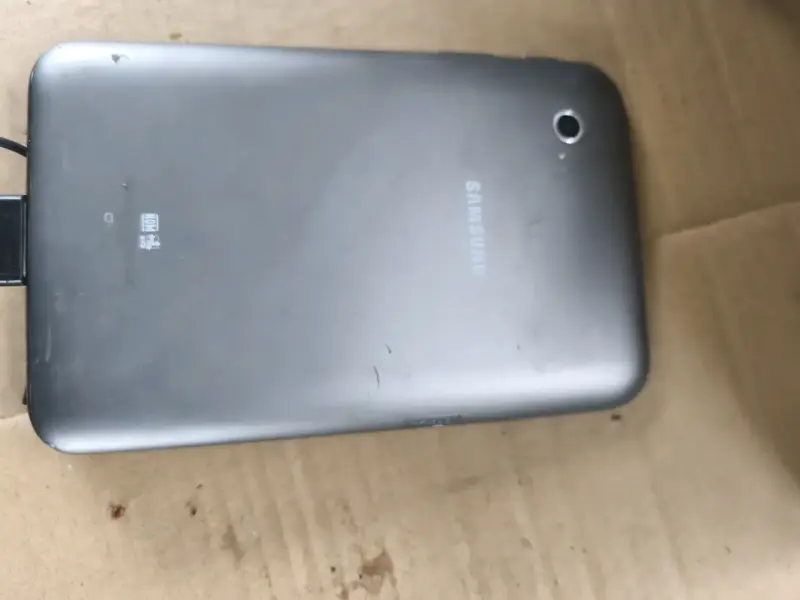 Tablet Samsung Gear 7 pulgadas usada - 3