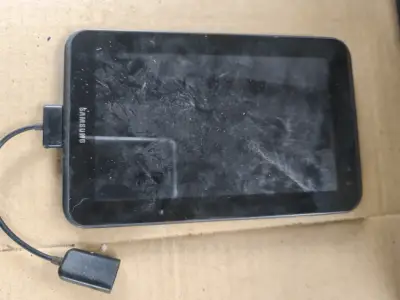 Tablet Samsung Gear 7 pulgadas usada - miniatura 4