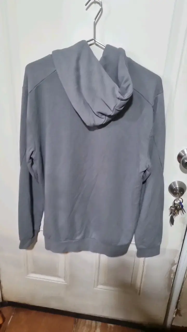 Polerón gris con capucha Adidas logo rojo - 3