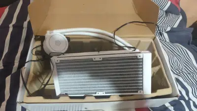 Enfriador Líquido CPU - miniatura 2