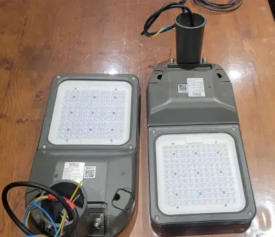 Luminaria LED Vtec Evolution II 100W - miniatura 1