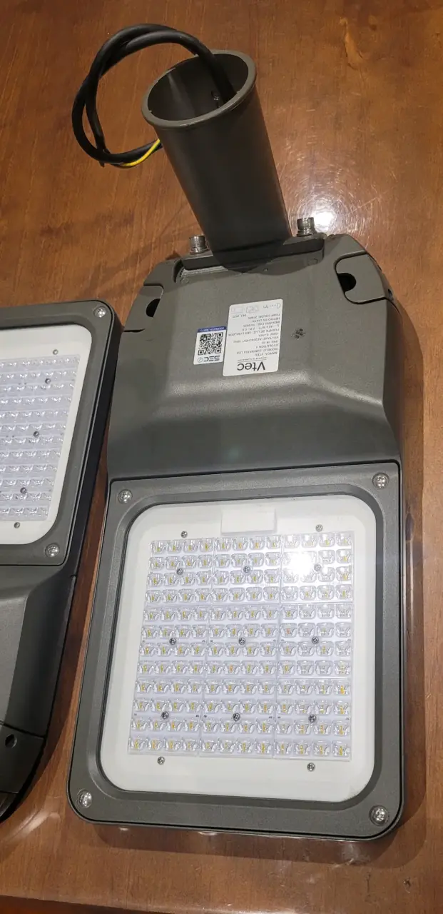 Luminaria LED Vtec Evolution II 100W - 2