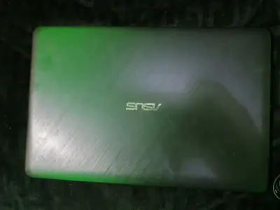 Laptop ASUS X540L en buen estado - miniatura 1