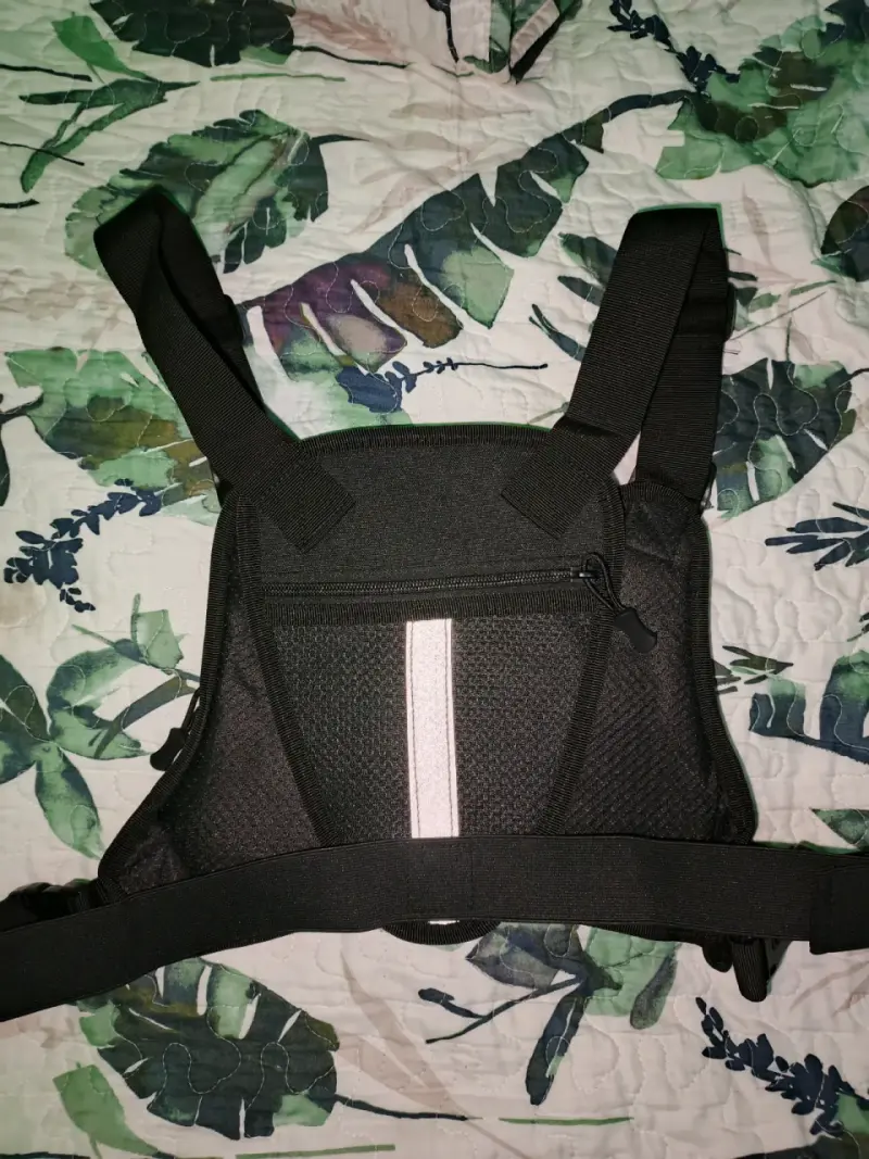 Bolso táctico negro con múltiples compartimentos - 2