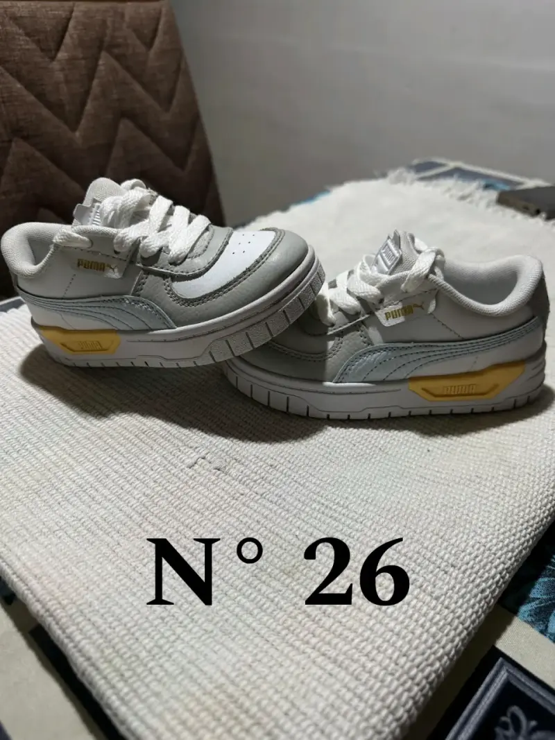 Zapatillas deportivas para niños Puma varias tallas - 3