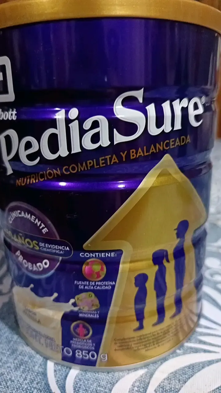 4 tarros de PediaSure Abbott 850g - 1