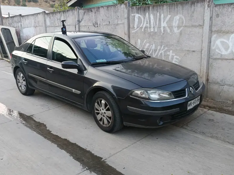 Renault Laguna 2007 en buen estado - 1