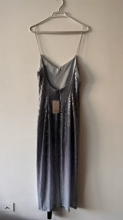Vestido Zara de lentejuelas plateado fiesta - miniatura 3
