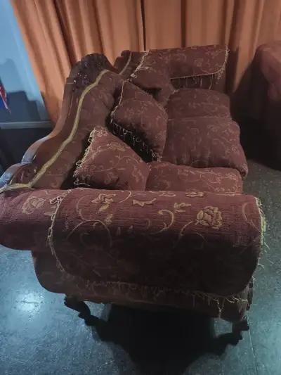 Juego de sillones usados en buen estado - miniatura 2