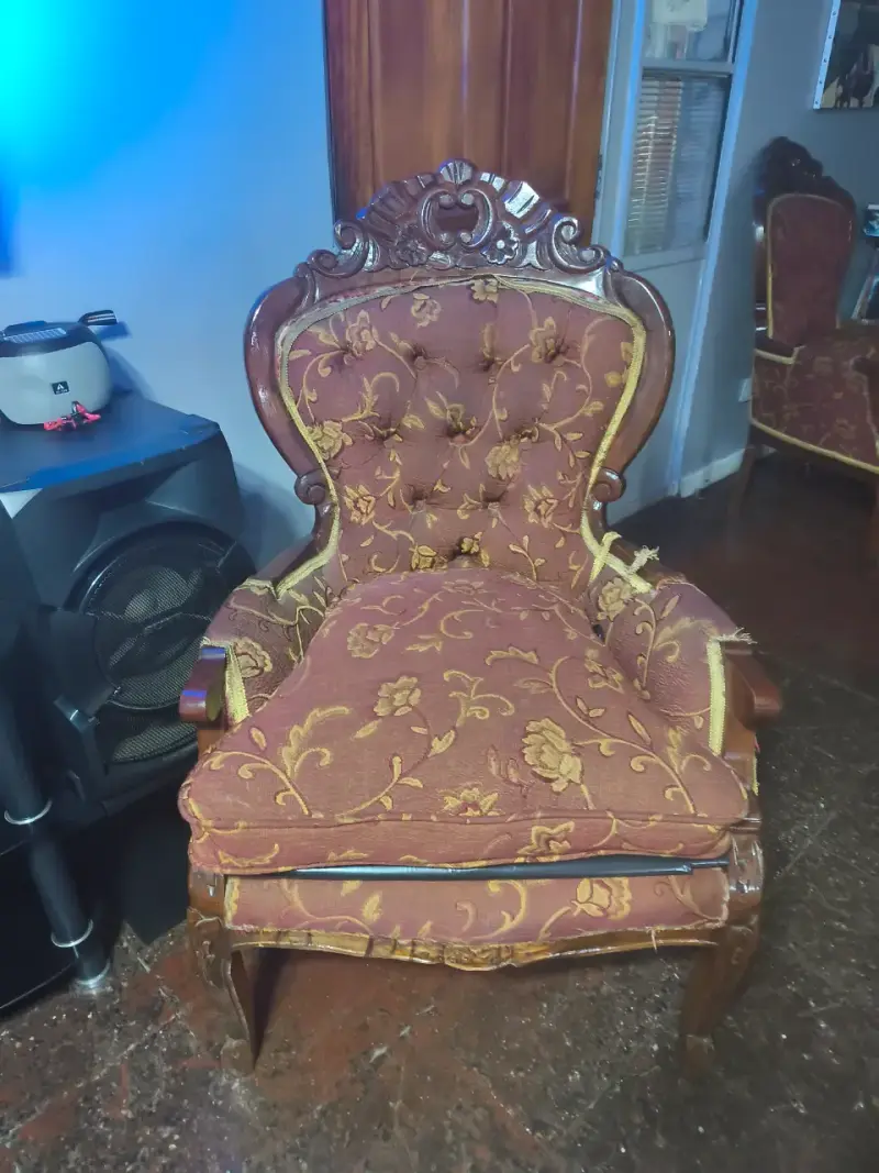 Juego de sillones usados en buen estado - 4