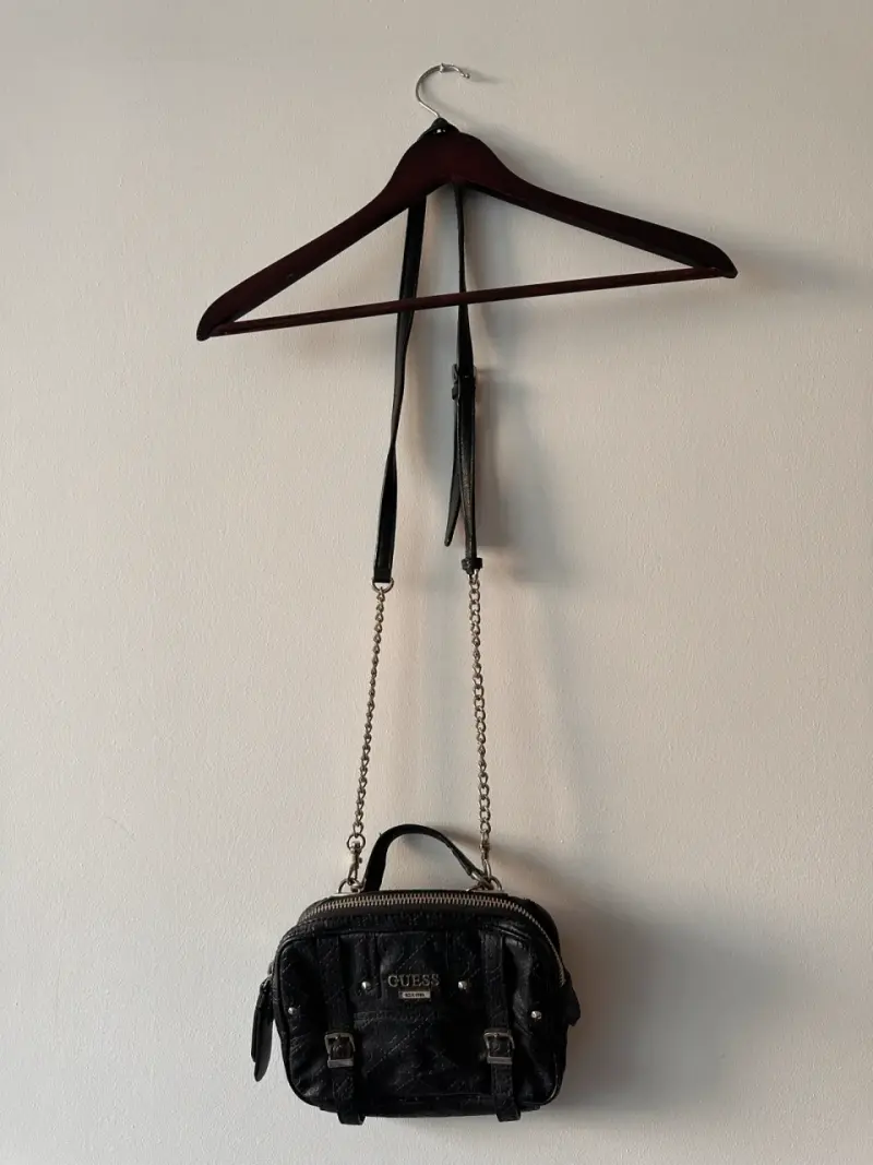 Cartera Guess Original cuero usada - 1