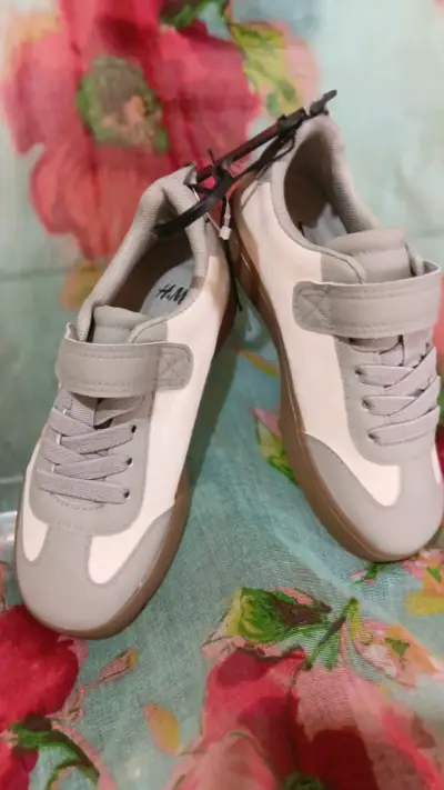 Zapatillas deportivas grises para niños H&M - miniatura 1
