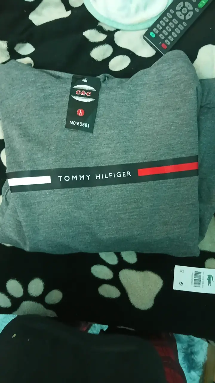 Se vende polera y polerones - 7