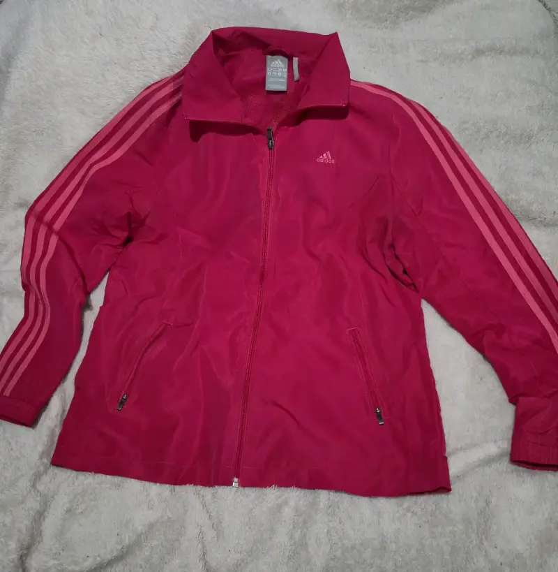 Conjunto deportivo Adidas Essentials - 1