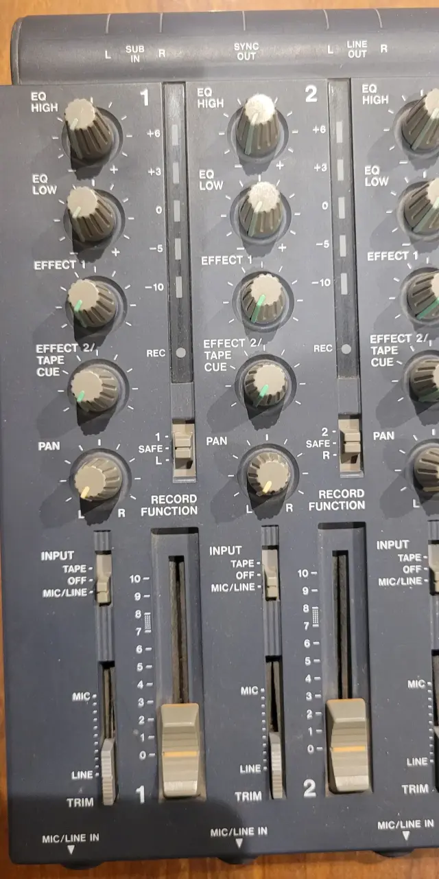Grabadora multipista Tascam Portastudio 414 - 3
