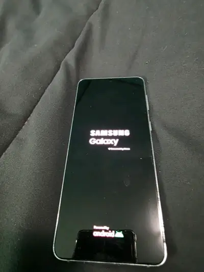 Samsung Galaxy S21+ 5G en buen estado - miniatura 1