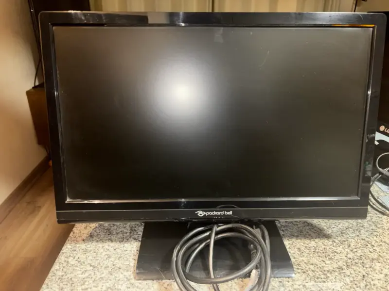 Monitor LCD Packard Bell Viseo 190W - 1