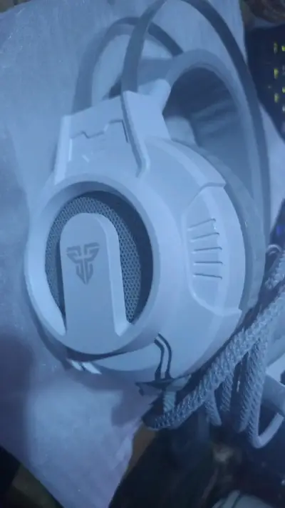 Audífonos Gamer Fantech Visage II HG17s Blancos - miniatura 6