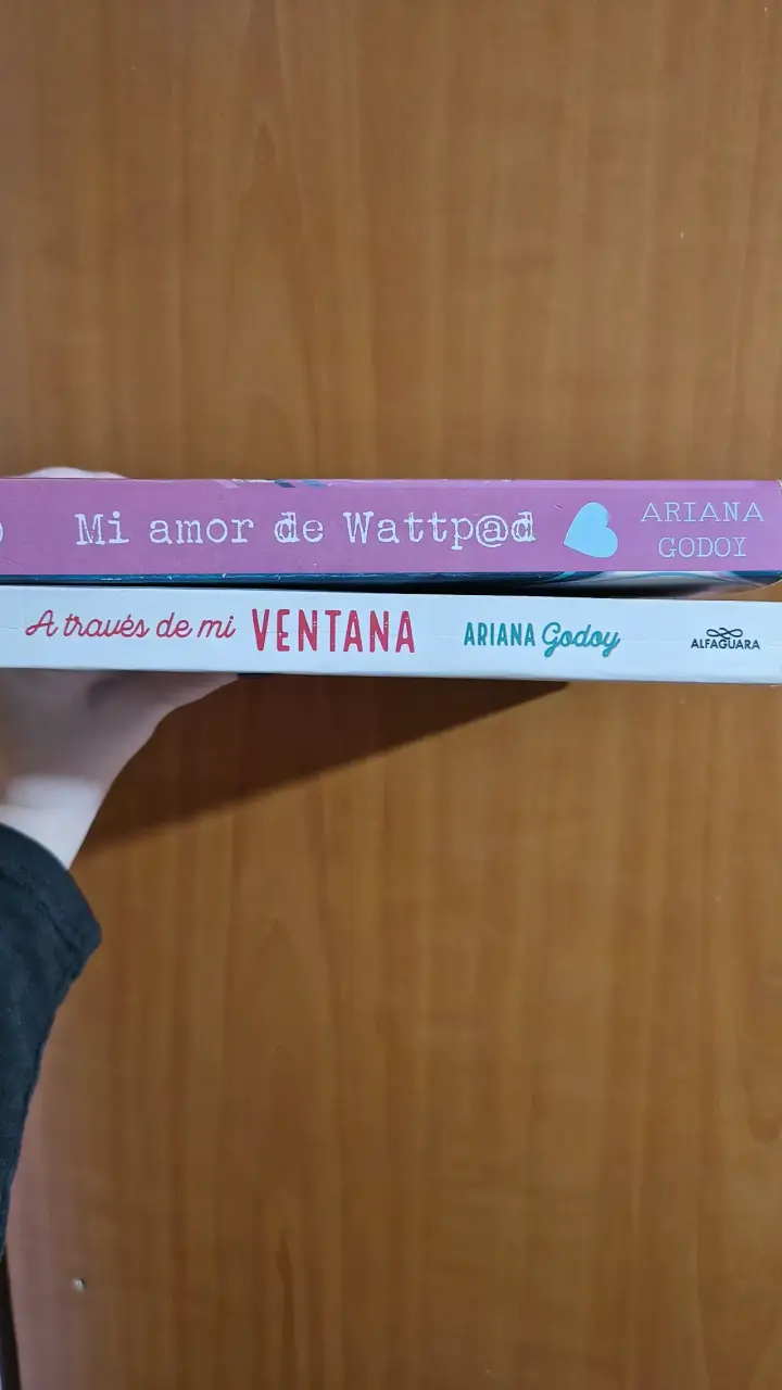 (alternativos) Pack libros Ariana Godoy - 6