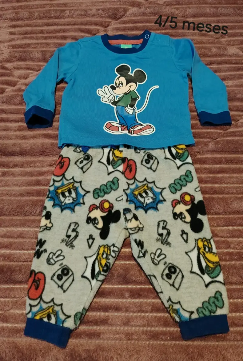 Conjunto de bebé Mickey Mouse 4-5 meses