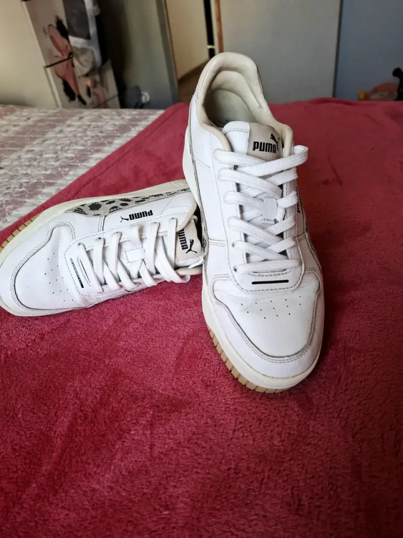 Zapatillas Puma blancas con estampado animal - 3