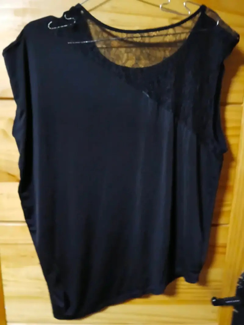 Body negro de mujer con tirantes - 3