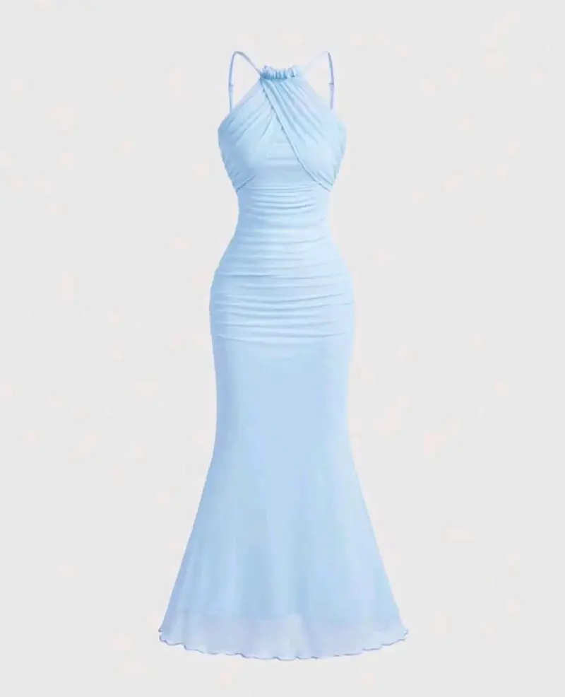 Vestido largo azul claro con tirantes cruzados - 1