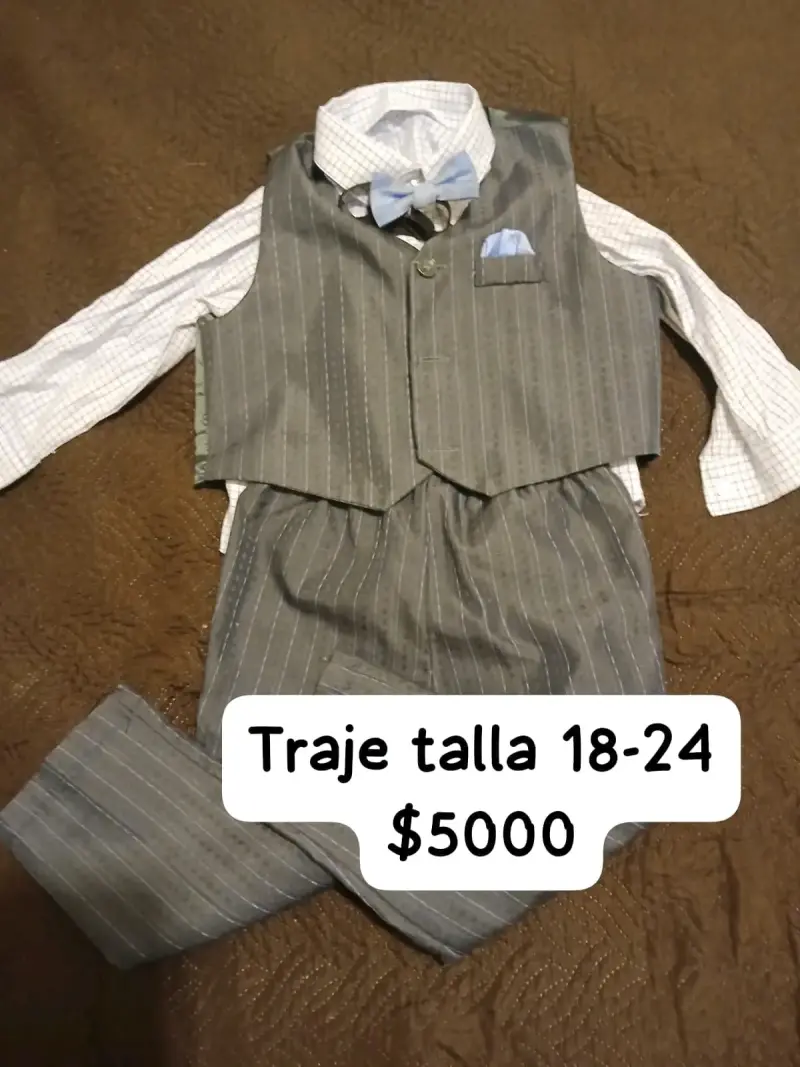 Traje formal para niño con corbata y chaleco - 2