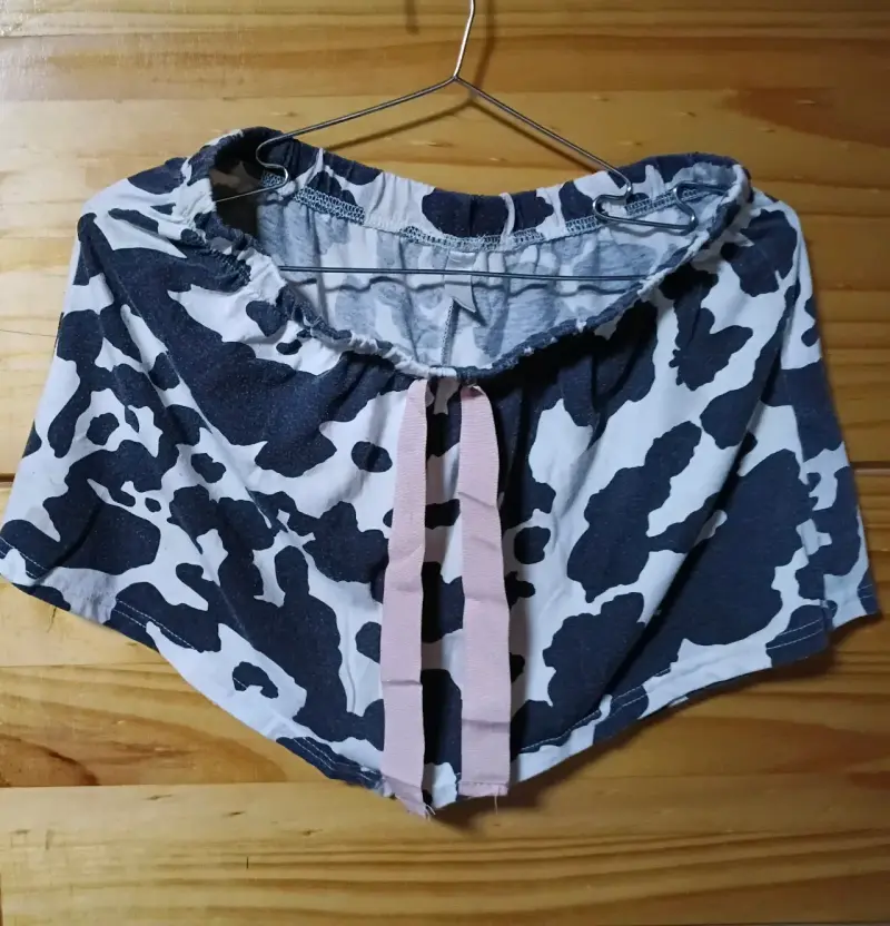 Shorts deportivos mujer gris y estampado - 2