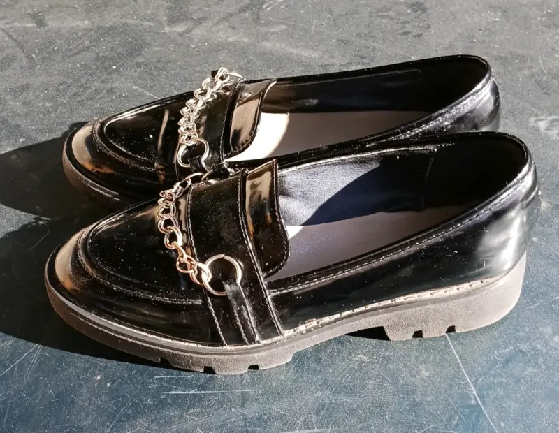 Zapatos de cuero negro con plataforma - 2