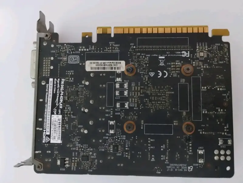 Tarjeta gráfica EVGA GeForce GTX 1050 Ti 4GB - 3