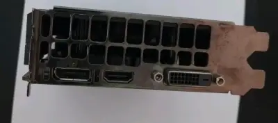 Tarjeta gráfica EVGA GeForce GTX 1050 Ti 4GB - miniatura 4