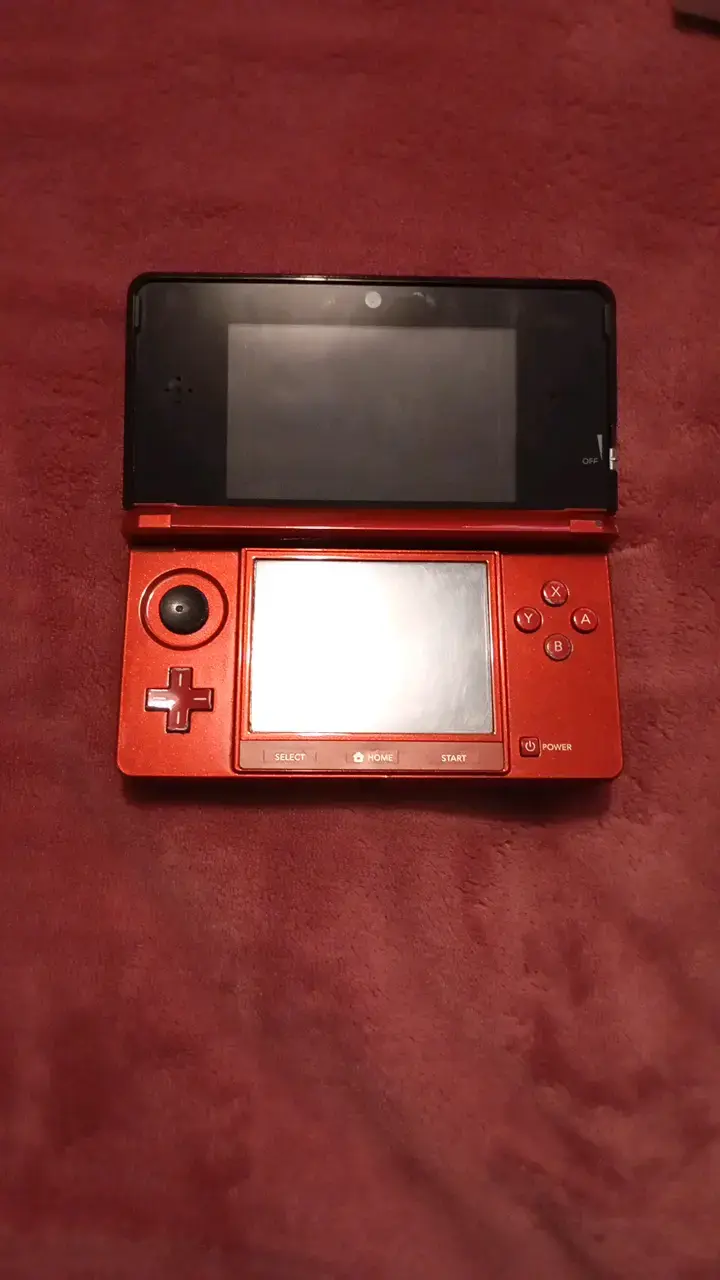 Consola portátil roja desbloqueado - 1