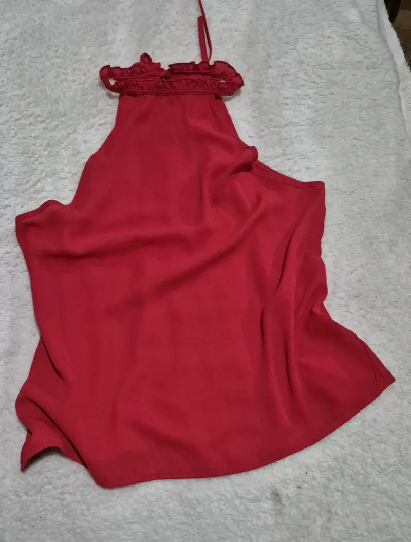 Blusa roja sin mangas Shein talla L