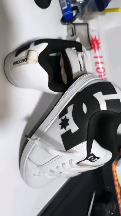 Zapatillas DC Court Graffik blancas para hombre - miniatura 2