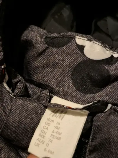 Chaqueta de bebé con capucha Mickey Mouse - miniatura 3