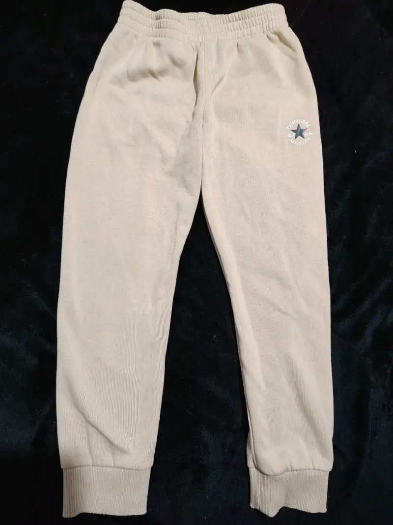 Conjunto deportivo Converse blanco y beige talla 7 - 2