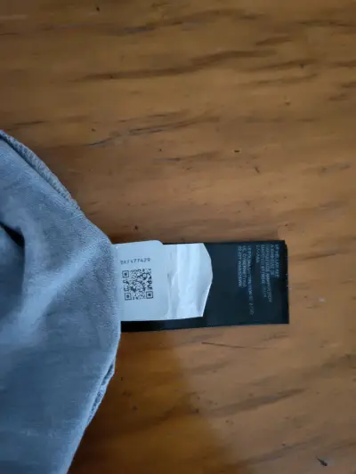 Polera gris The North Face para hombre - miniatura 5