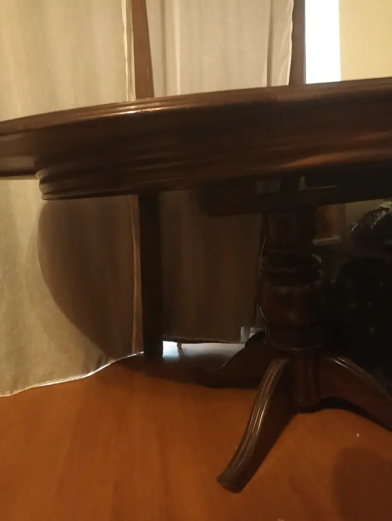 Juego de comedor clásico de madera con sillas - 3