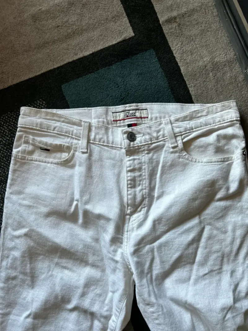 Jeans blancos Tommy Hilfiguer - 3