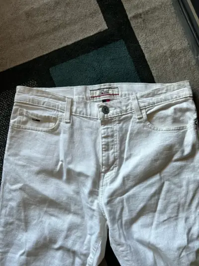 Jeans blancos Tommy Hilfiguer - miniatura 3