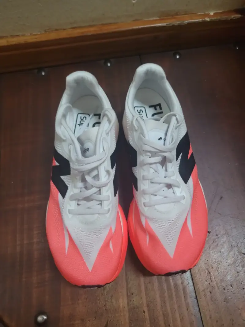 Zapatillas running New Balance FuelCell blancas - 3