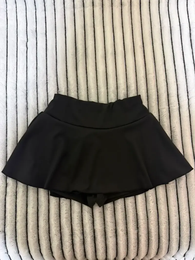 Falda pantalón negra para mujer - 1