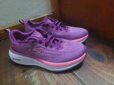 Zapatillas deportivas moradas Skechers para mujer - miniatura 1
