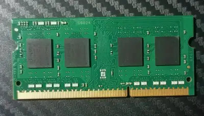 Memoria RAM Kingston 4GB DDR3L 1600MHz - miniatura 2