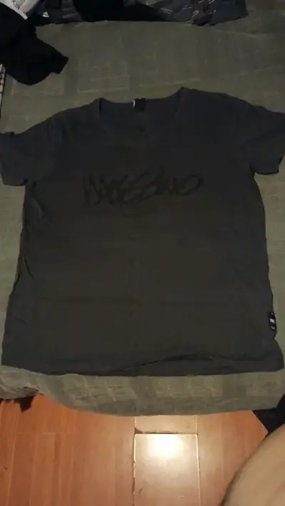 Polera negra Mossimo original talla XL - miniatura 1