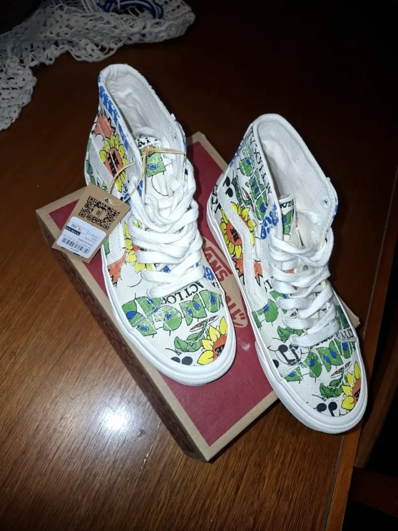 Zapatillas Vans altas con diseño floral - 1