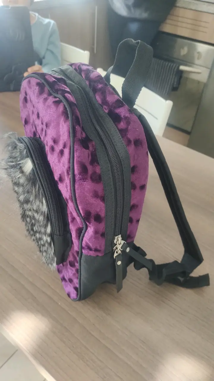 Mochila de diseño morada Gabriela Zapata - 2